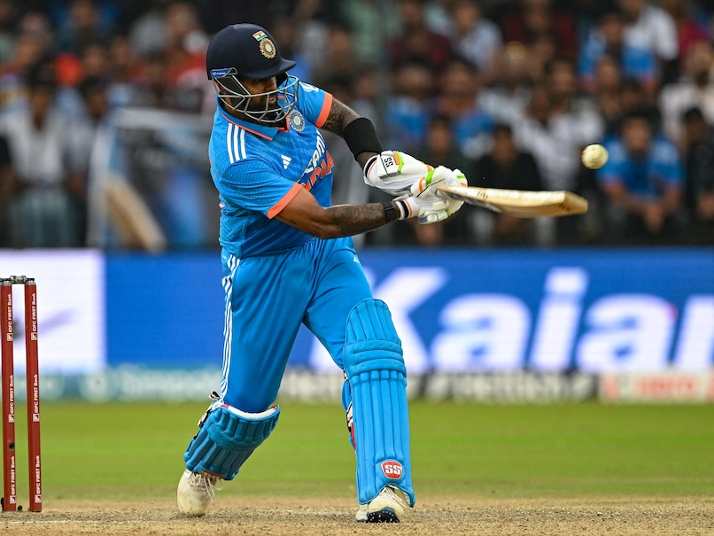 India vs Australia: 6,6,6,6! Suryakumar’s Explosive Batting Against Green Goes Viral. Watch