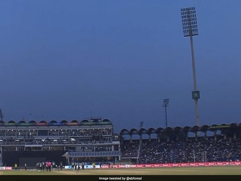 Floodlight Failure In Lahore Stops Pakistan vs Bangladesh Asia Cup 2023 Super 4 Match. Internet Divided