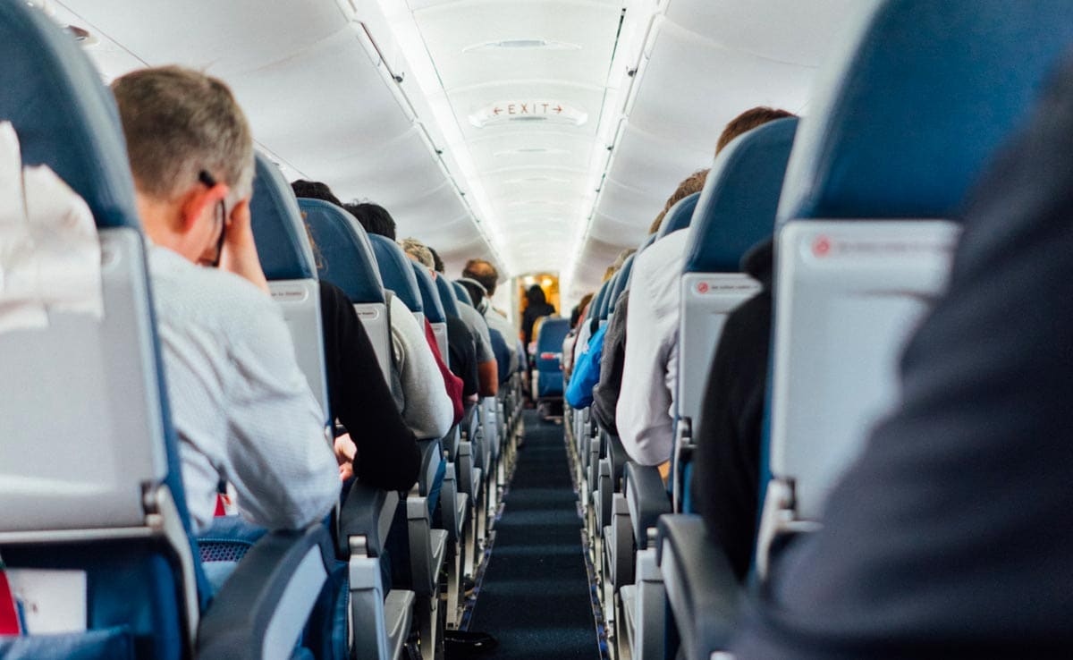 Flight Passenger Disgusted After Man Puts His ”Smelly” Feet On Her Armrest
