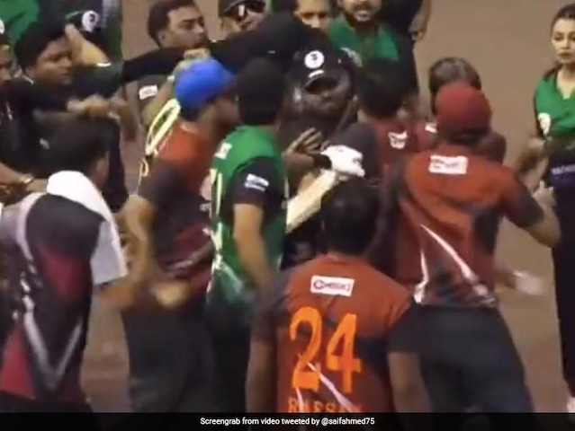 WWE-Like Fight Breaks Out In Celebrity Cricket Match, 6 Reportedly Hospitalised. Watch