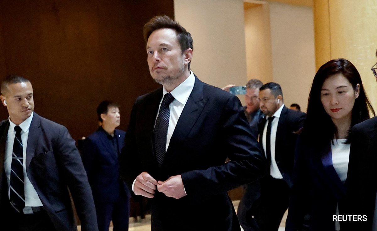 Elon Musk’s X Spreading “Disinformation” After Hamas Attack, Warns EU