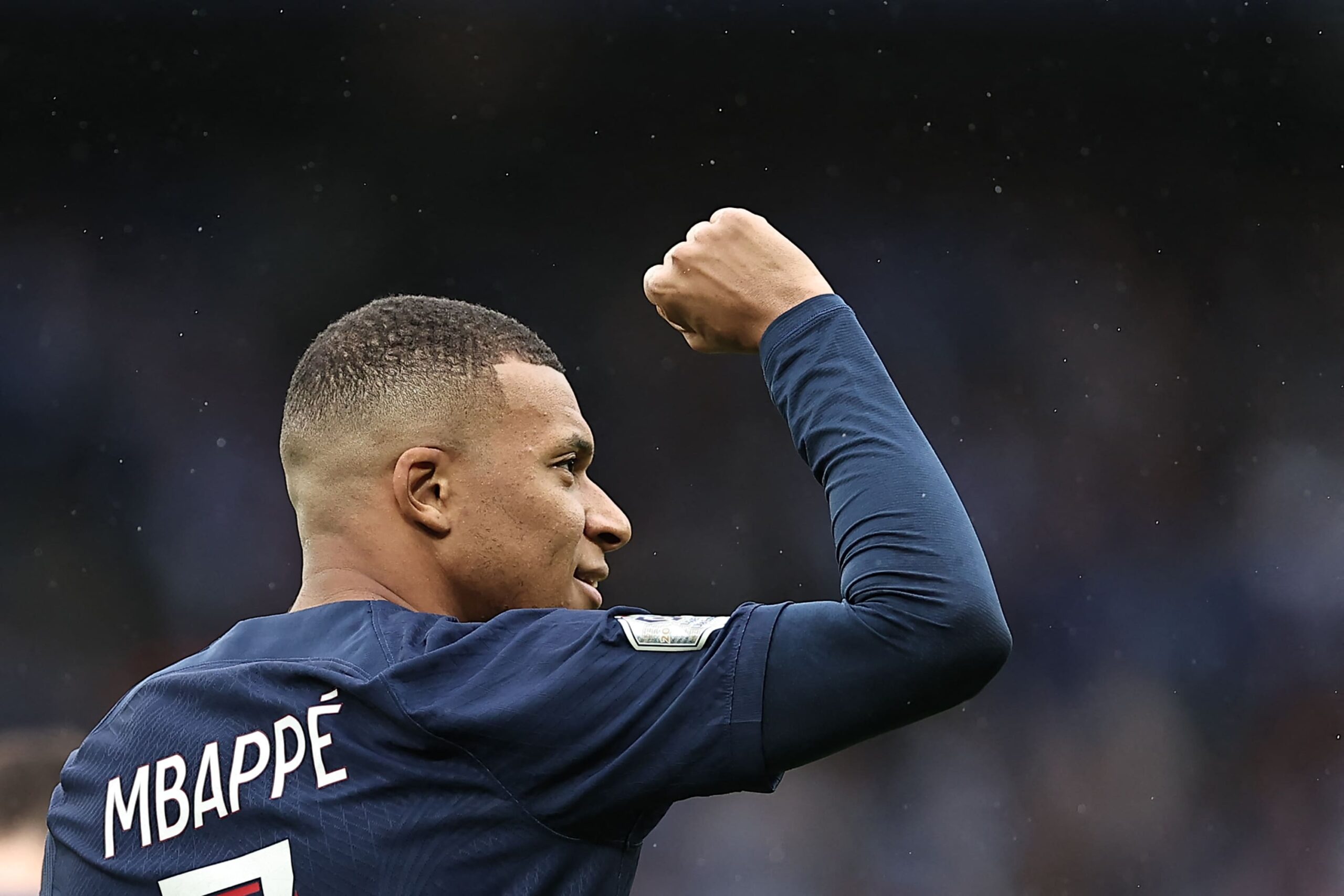 Kylian Mbappe On Target In Paris Saint-Germain Win; Nice Top Ligue 1