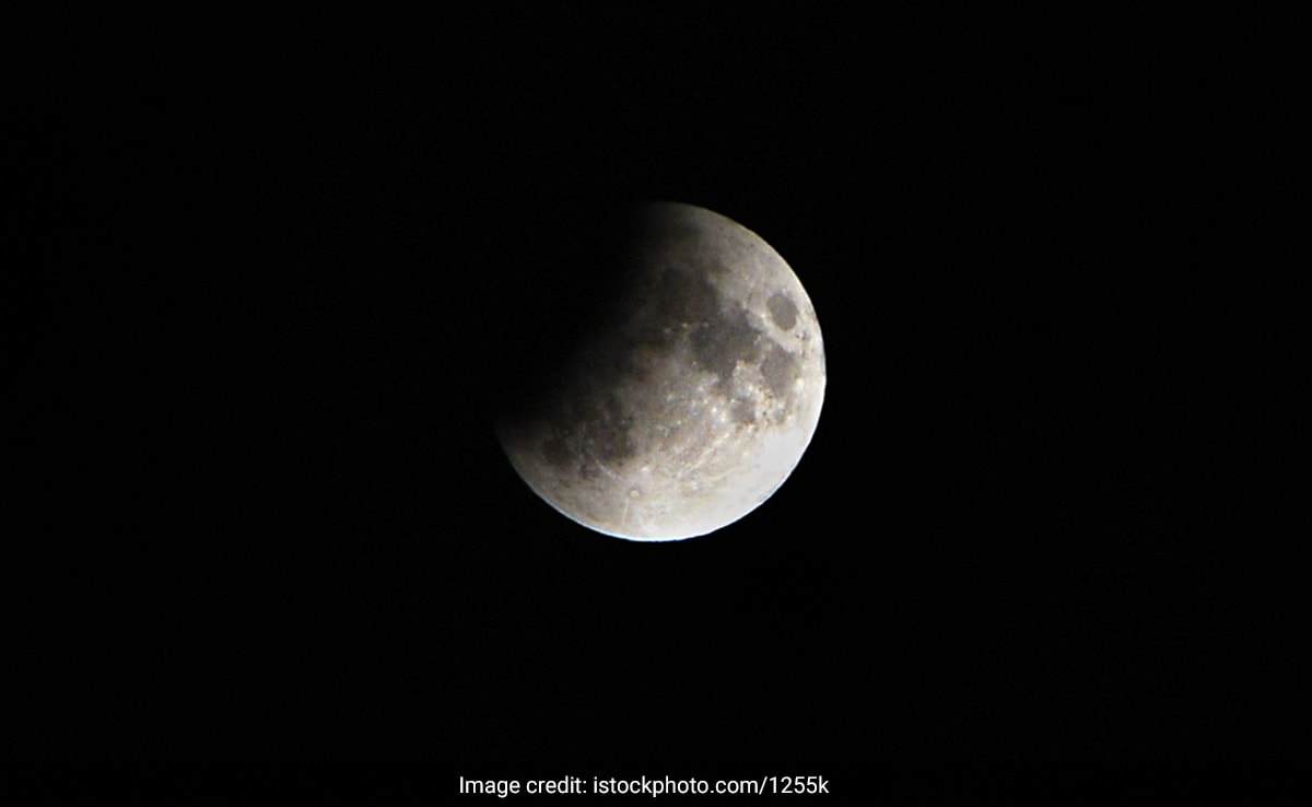 Lunar Eclipse Tonight. Best Time To Watch In India Is…