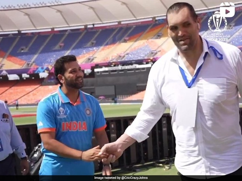 ‘Biggest Cricket Fan’ The Great Khali Meets Rohit Sharma, Has A Message For Pakistan. Watch