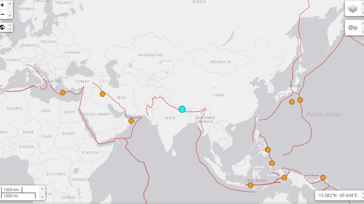 6.1 magnitude earthquake hits Kathmandu Valley