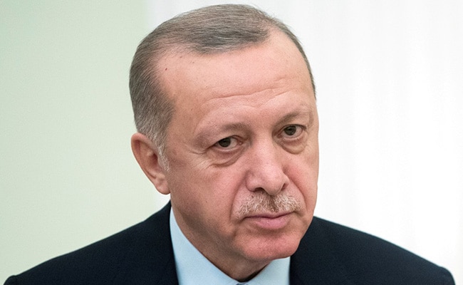 Turkish Parliament Won’t Speed Up Sweden’s NATO Bid, Says Panel Chair