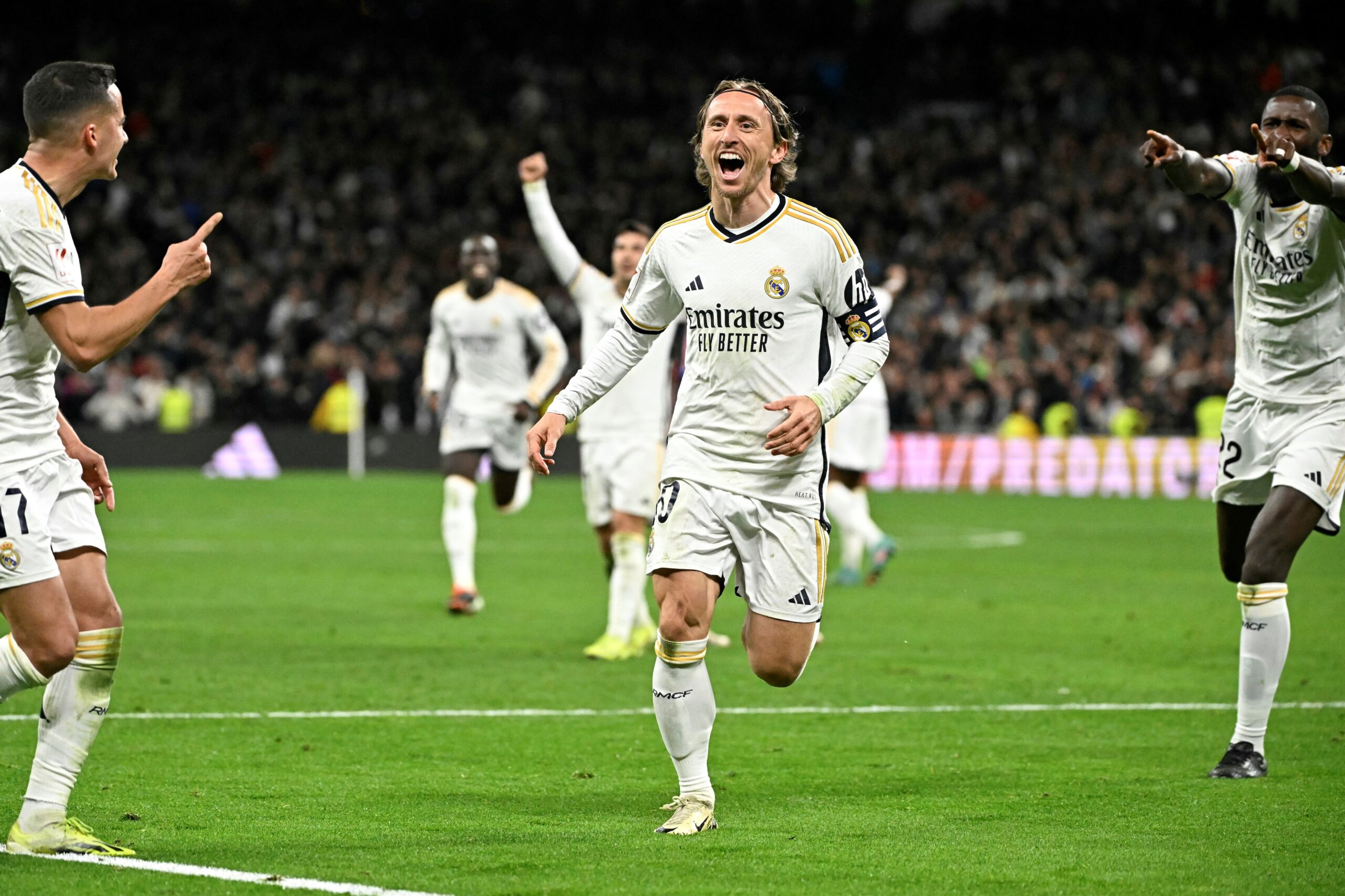 Luka Modric Thunderbolt Breaks Sevilla Hearts As Real Madrid Win Again