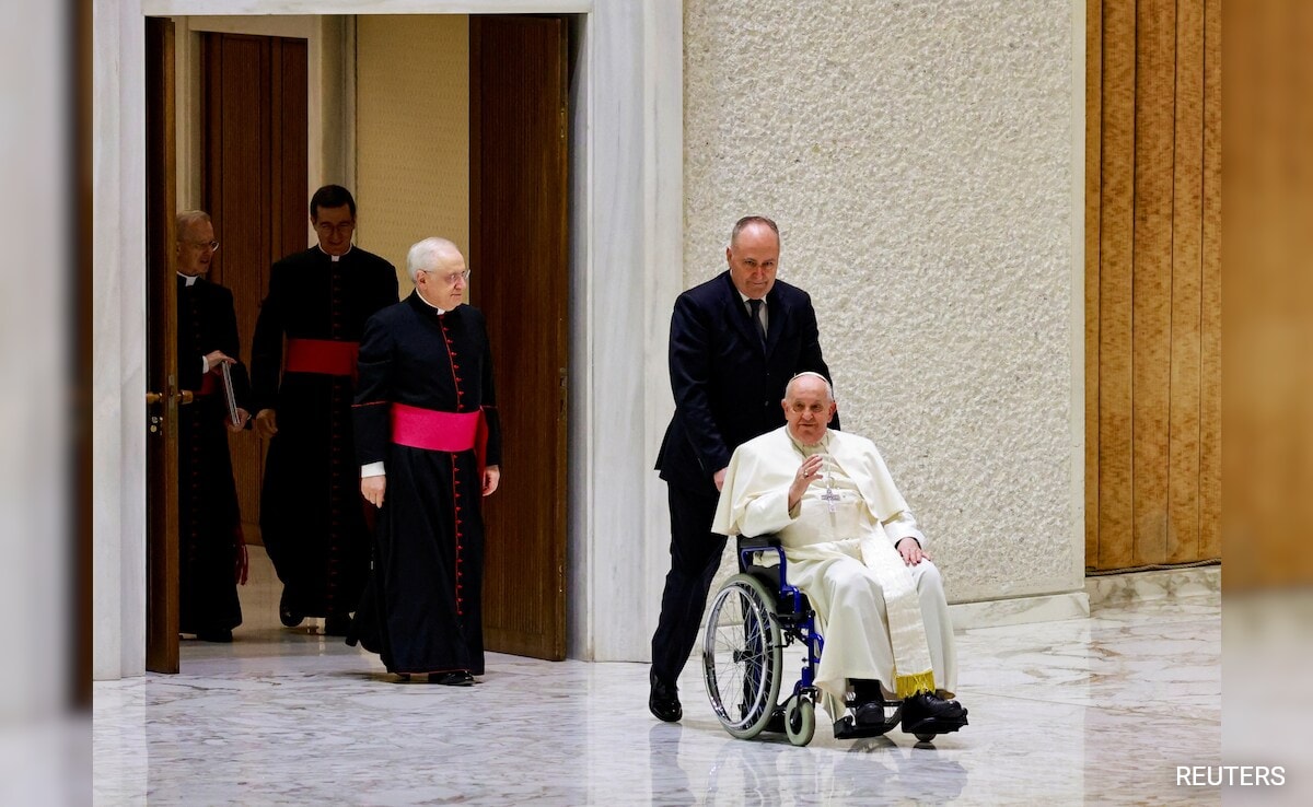 Pope Francis Skips Weekly Audience, Says He “Still Has A Bit Of Cold”