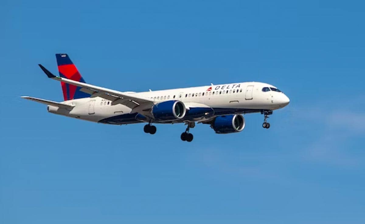 Delta Airlines Boeing’s Emergency Exit Slide Falls Off Mid-Air: Report