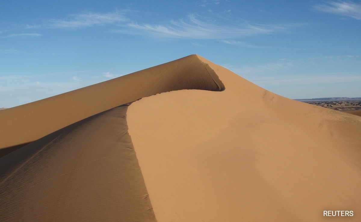Scientists Solve Mystery Behind One Of The Earth’s Oldest Star Sand Dunes