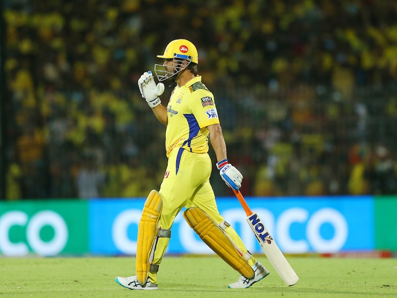 On Ex-CSK Star’s “MS Dhoni’s Knees Getting Worn Out” Remark, Irfan Pathan’s Verdict