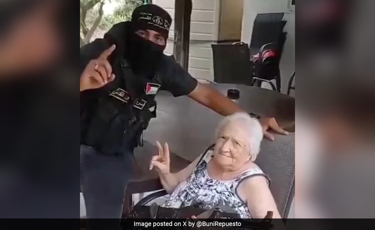 When Hamas Let Off 90-Year-Old Argentine Woman