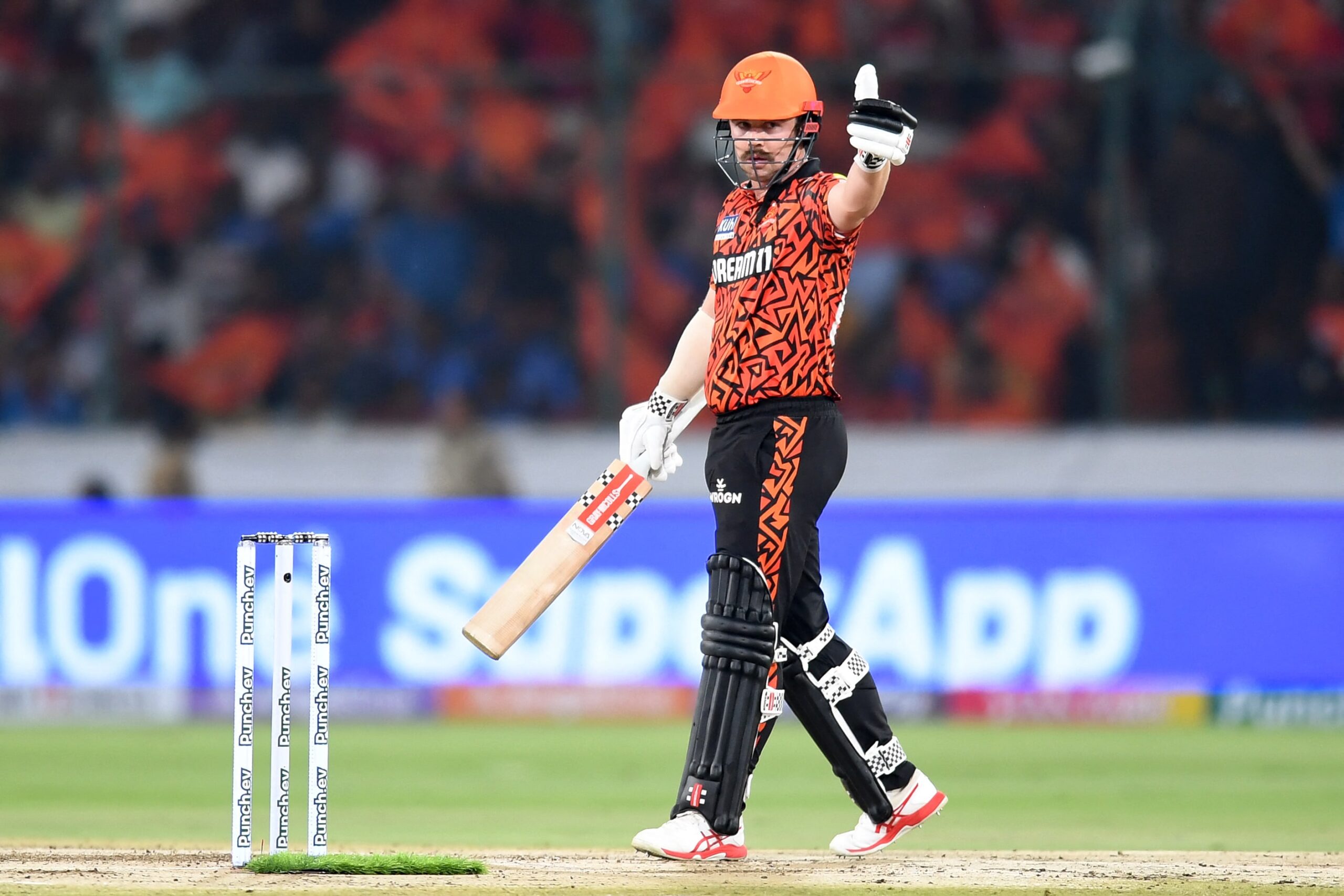 SRH’s 277/3 vs MI Is Now The Highest In IPL! A Look At Top 5 Totals In The League