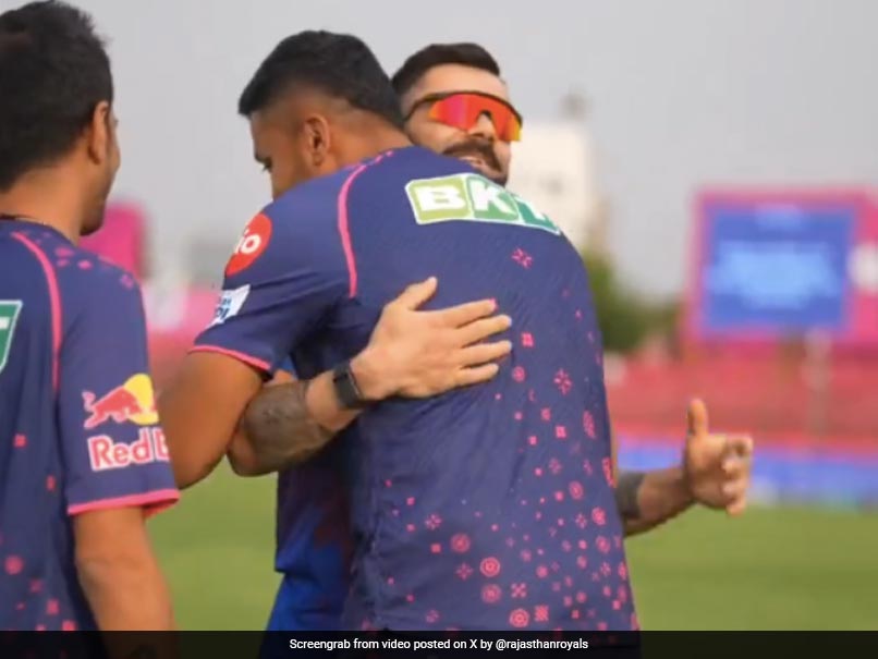 “Aaja, Aaja”: Virat Kohli Taunts India Star Who Banged Helmet After Win Against RCB In IPL 2023