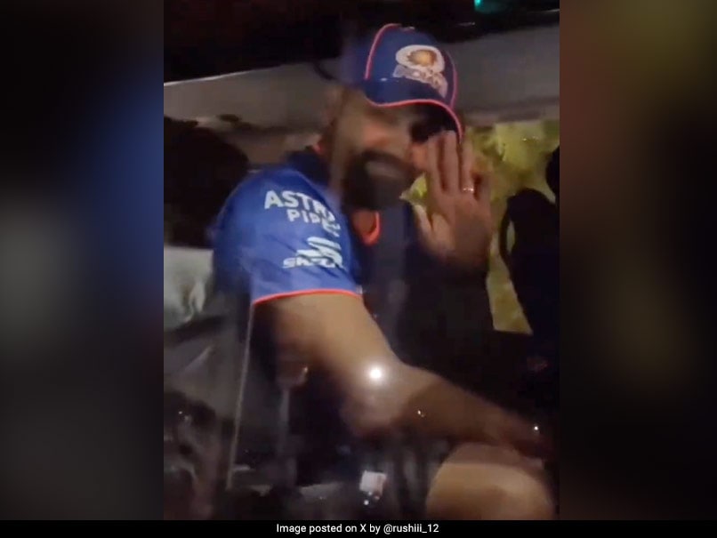 Video: Stuck In Traffic, Rohit Encounters “Hamara Captain Kaisa Ho? Chants. His Reaction