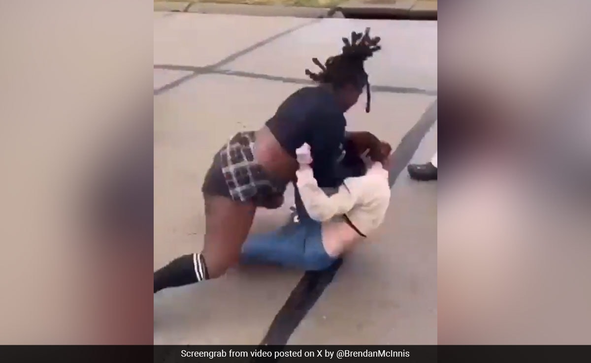 US Teen Can’t Walk, Her Speech Limited After Beating In School Fight