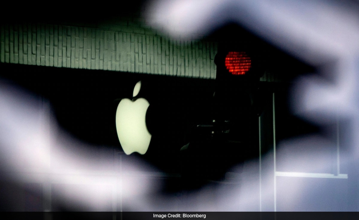 Apple’s $110 Billion Stock Buyback Plan Is Largest In US History