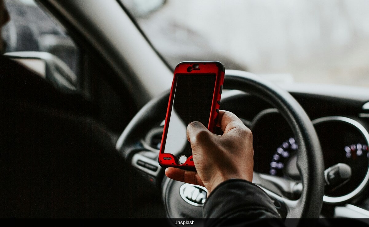 People Who Text And Drive Associated With Psychopathic Behavior: Study