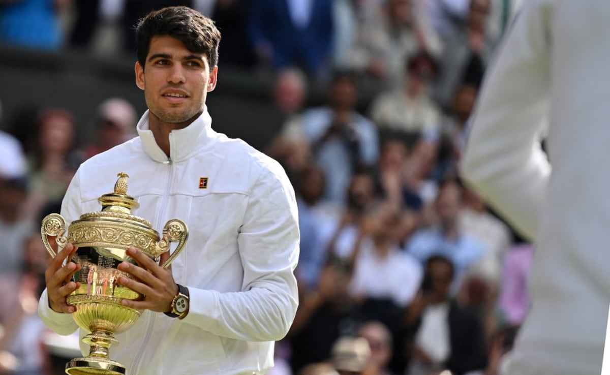 Carlos Alcaraz Overpowers Novak Djokovic To Retain Wimbledon Title