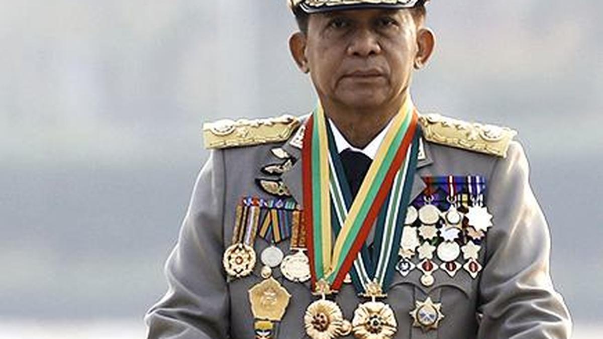 Junta chief takes over as acting President