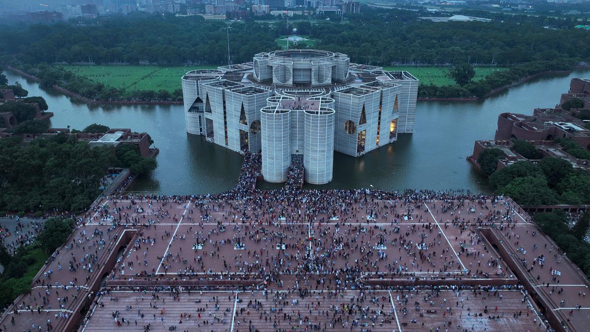 The making of the Bangladesh revolt