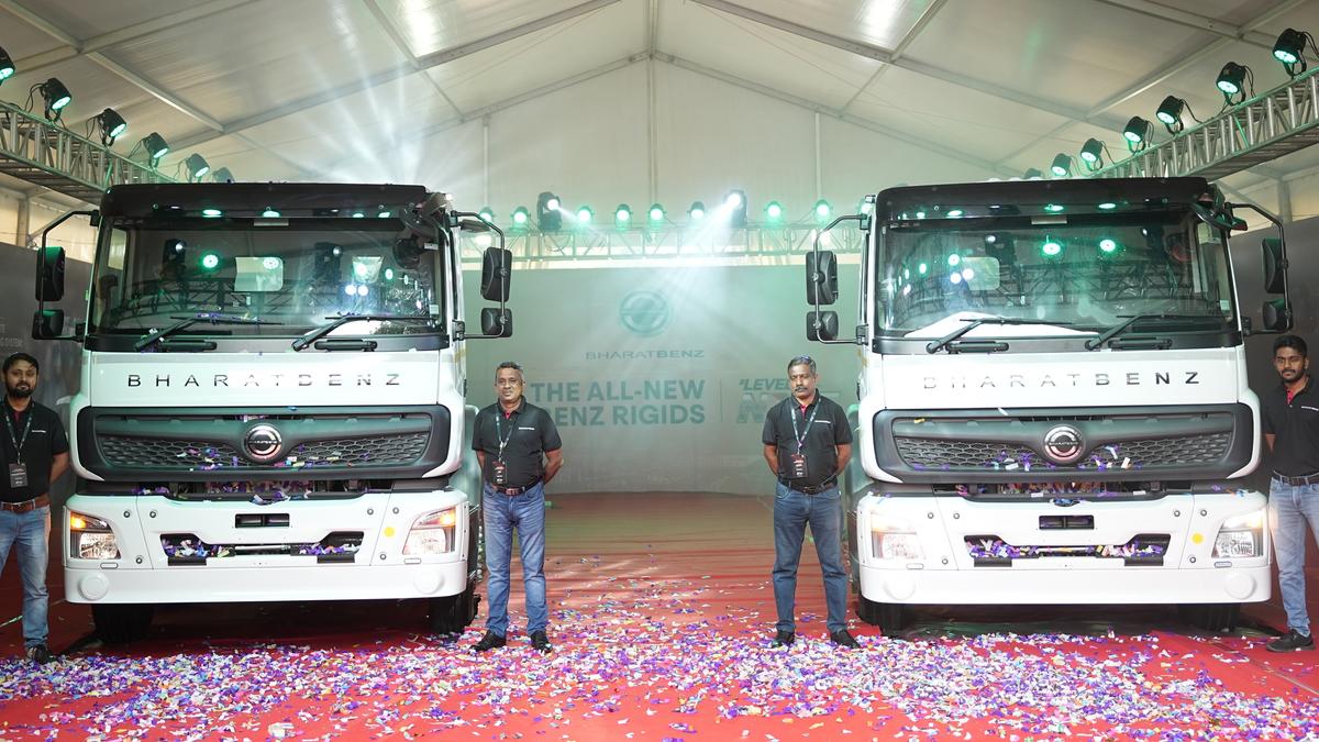 Daimler India unveils BharatBenz heavy-duty Rigids trucks