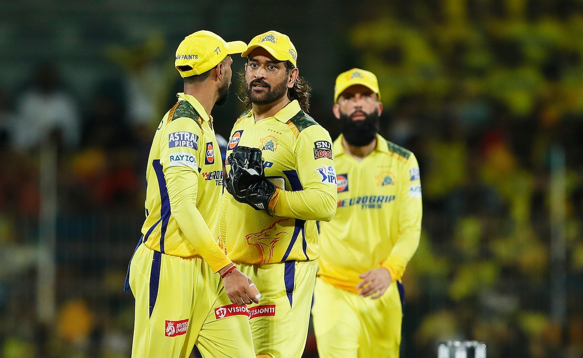 “That’s Not The Case Always”: Indian Umpire’s Blunt Take On Dhoni Review System