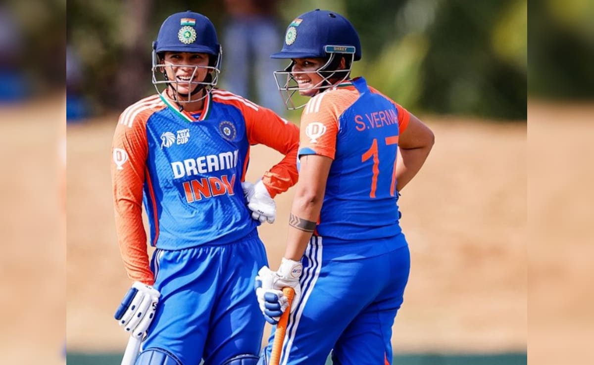 Women's T20 WC Live: Shafali's Powerful Batting Gives India Momentum vs SL