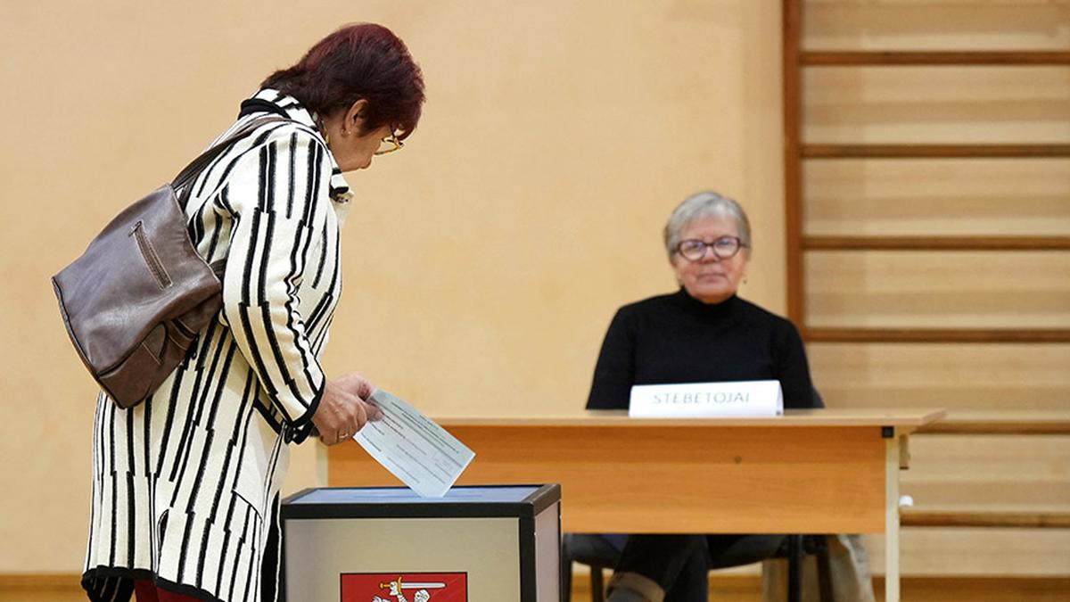 Lithuanians cast ballots in final round of Parliamentary elections