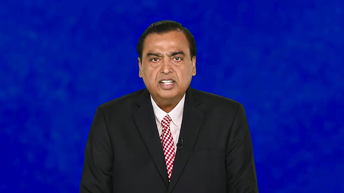 Reliance Industries Q2 net profit drops 2.8% to ₹19,323 crore