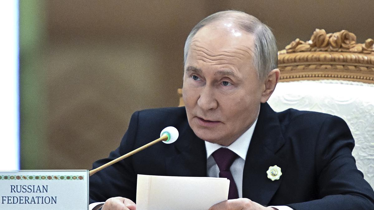 Russia’s Putin begins visit to Turkmenistan for forum with regional leaders, including Iran