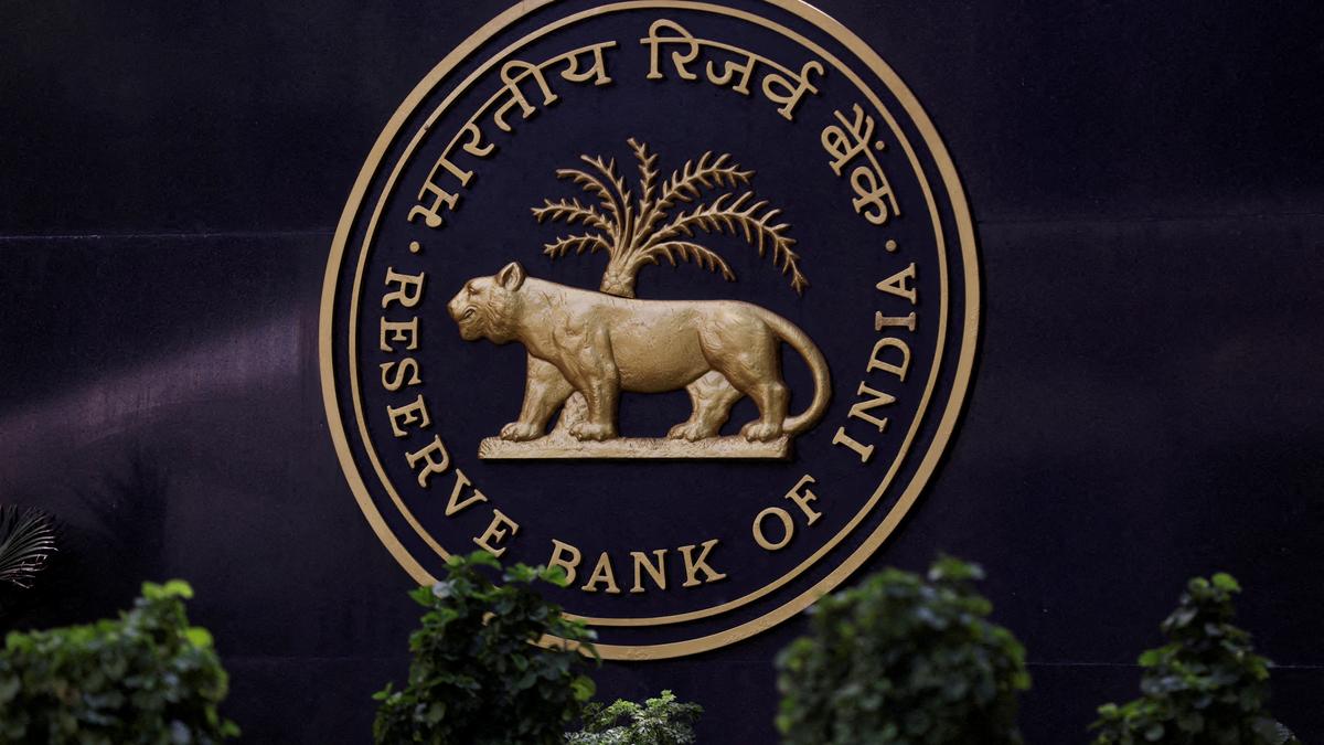 Government invites applications for RBI Deputy Governor