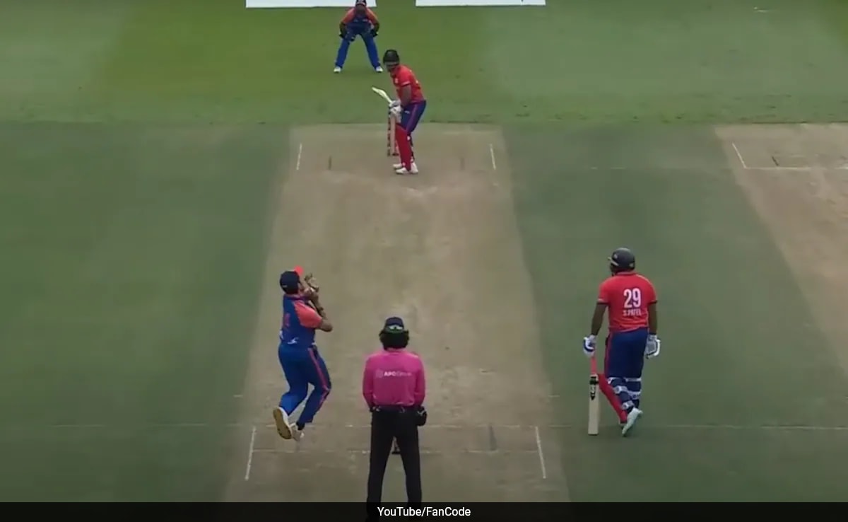 Ravi Bopara Slams Robin Uthappa For 6 Sixes In One Over, Breaks Internet. Watch