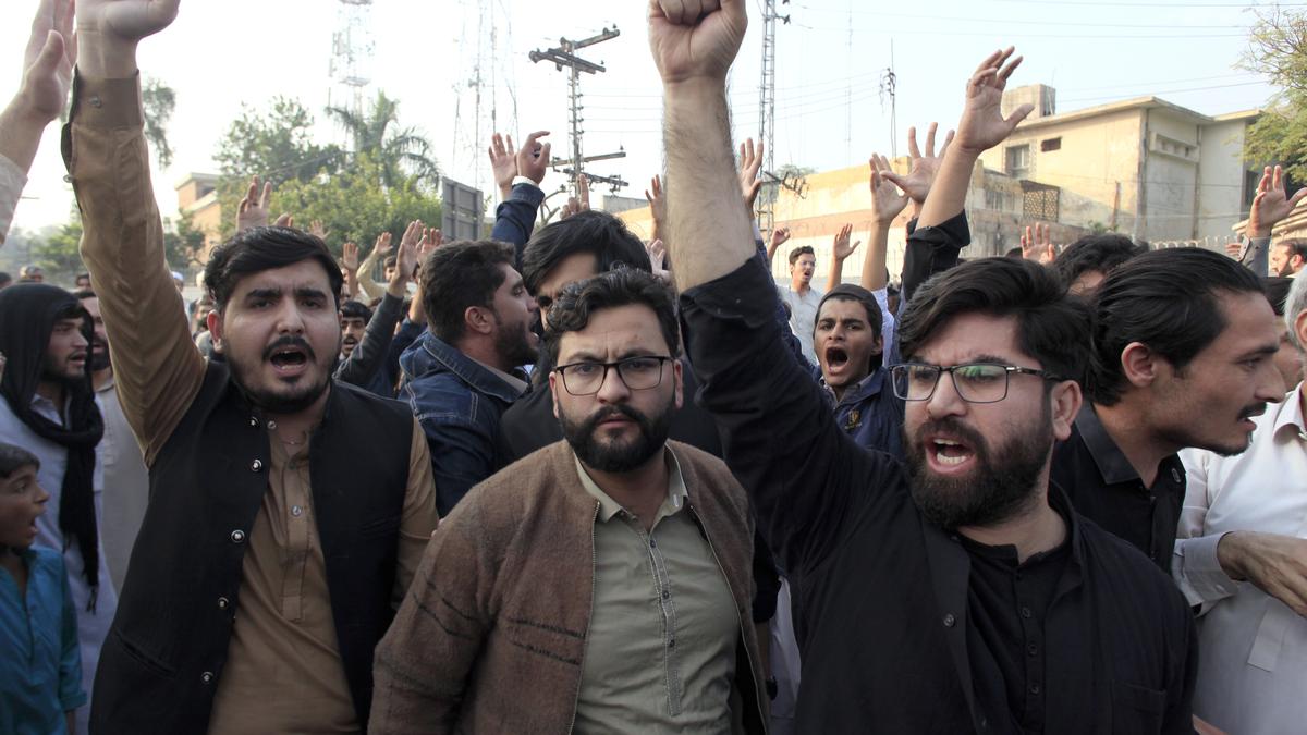 82 killed in three days of Pakistan sectarian violence