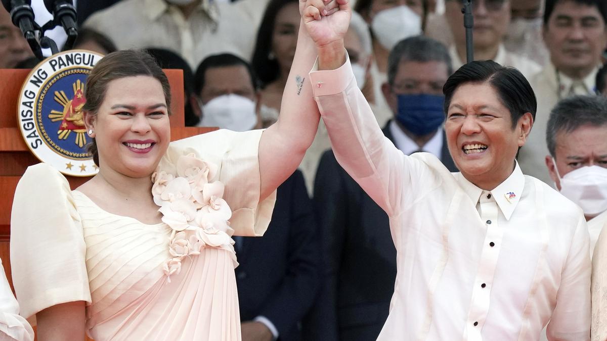 Philippine president and vice president clash in a feud that’s testing an Asian democracy
