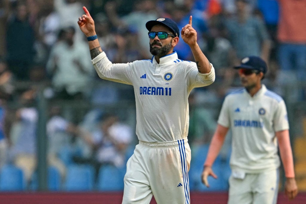 Virat Entertains Fans, Dances To 'My Name Is Lakhan'. Video Goes Viral