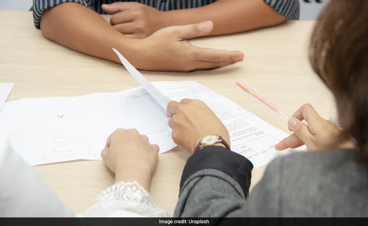 2 Biggest Resume Red Flags, From A Recruiter