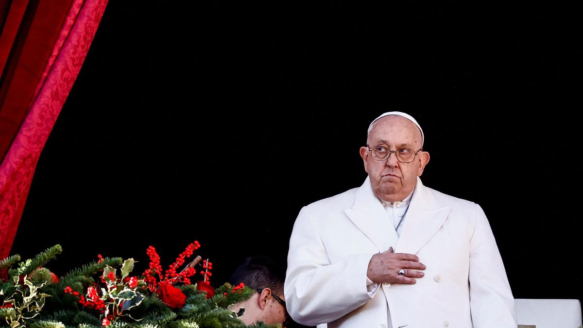 Pope calls for ‘arms to be silenced’ in Christmas appeal