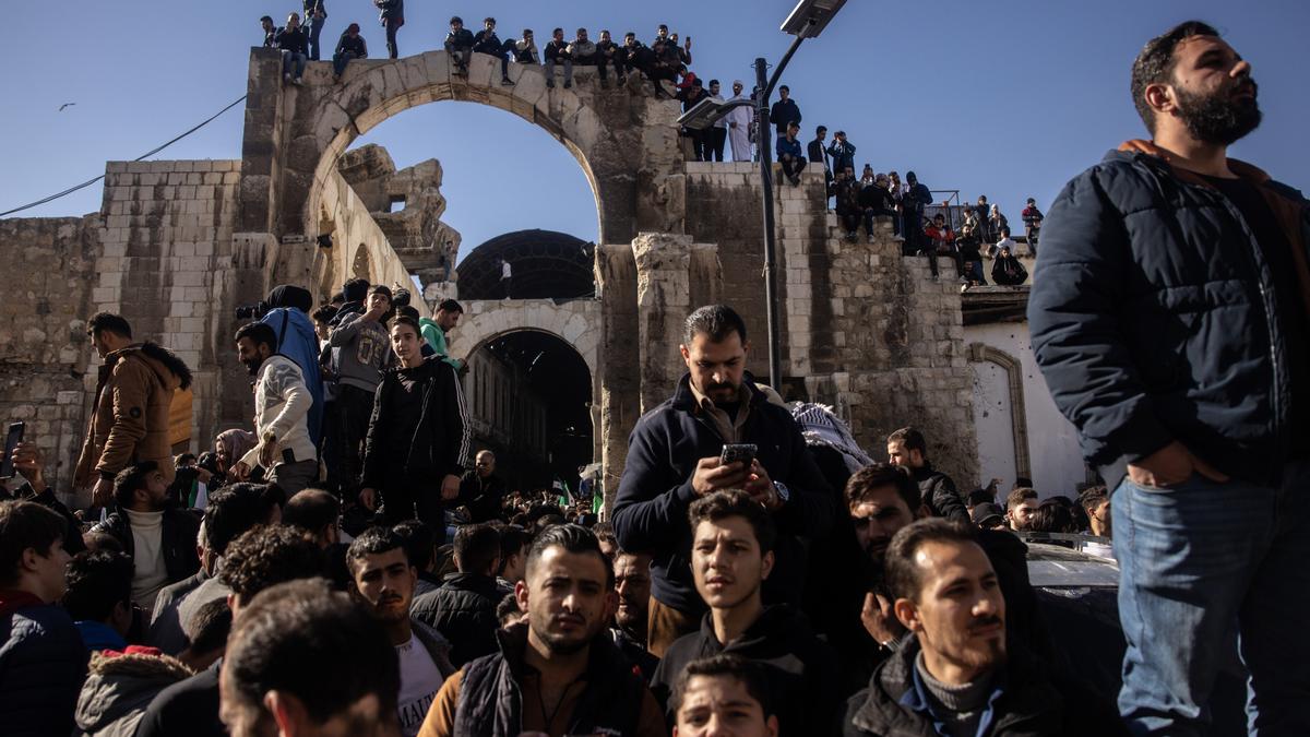 ‘Imperative’ to work against IS in Syria, Blinken tells Turkey