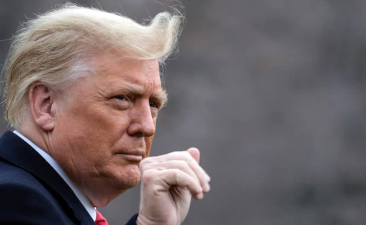 Trump Opposes Deal To Avert Government Shutdown