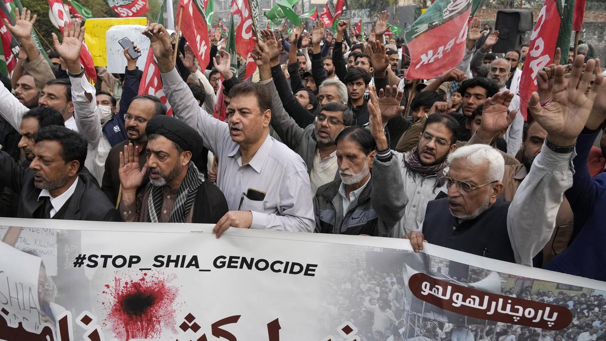 Pakistan secretarian violence: Death toll in Khyber Pakhtunkhwa rises to 124 as gunbattle rages on between Shia, Sunni