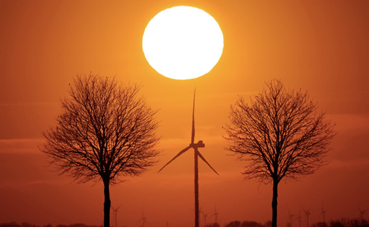 Climate Change Caused 41 Additional Days Of Extreme Heat This Year: Report