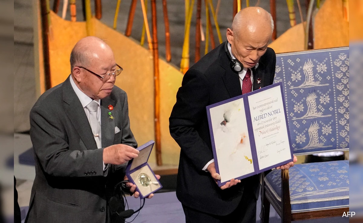 Japan Atomic Bomb Survivors’ Group Receives Nobel Peace Prize, Calls for Nuclear Ban