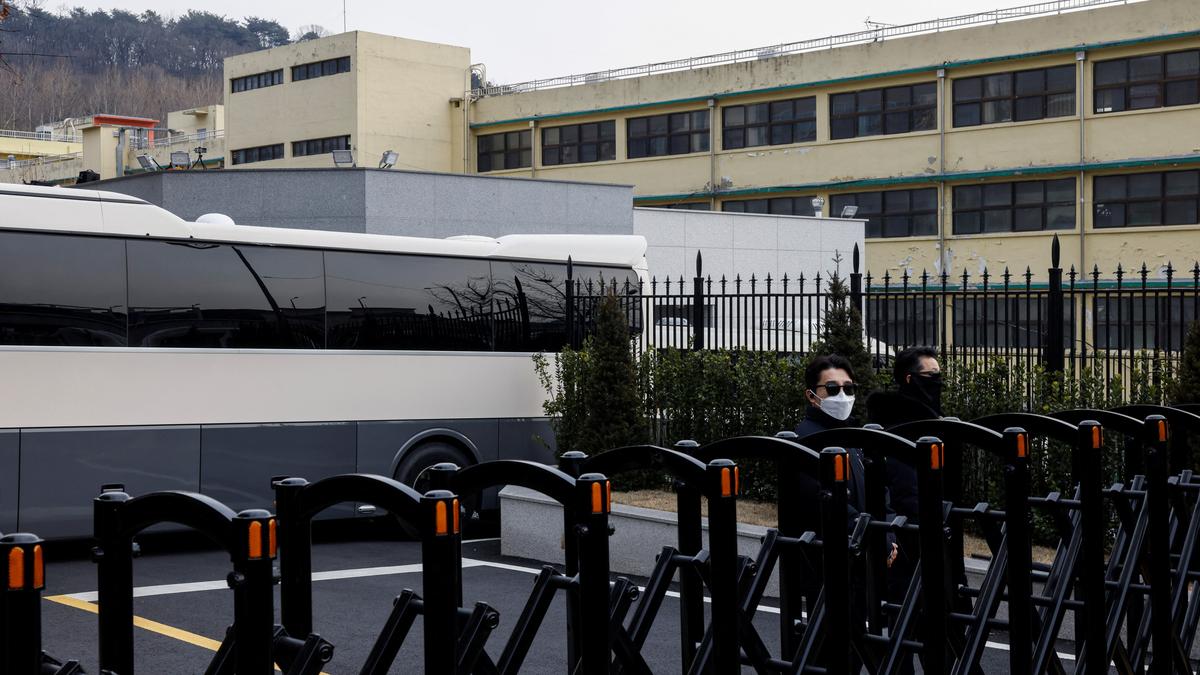 Top aide of impeached South Korean president pleads for investigators to halt detention efforts