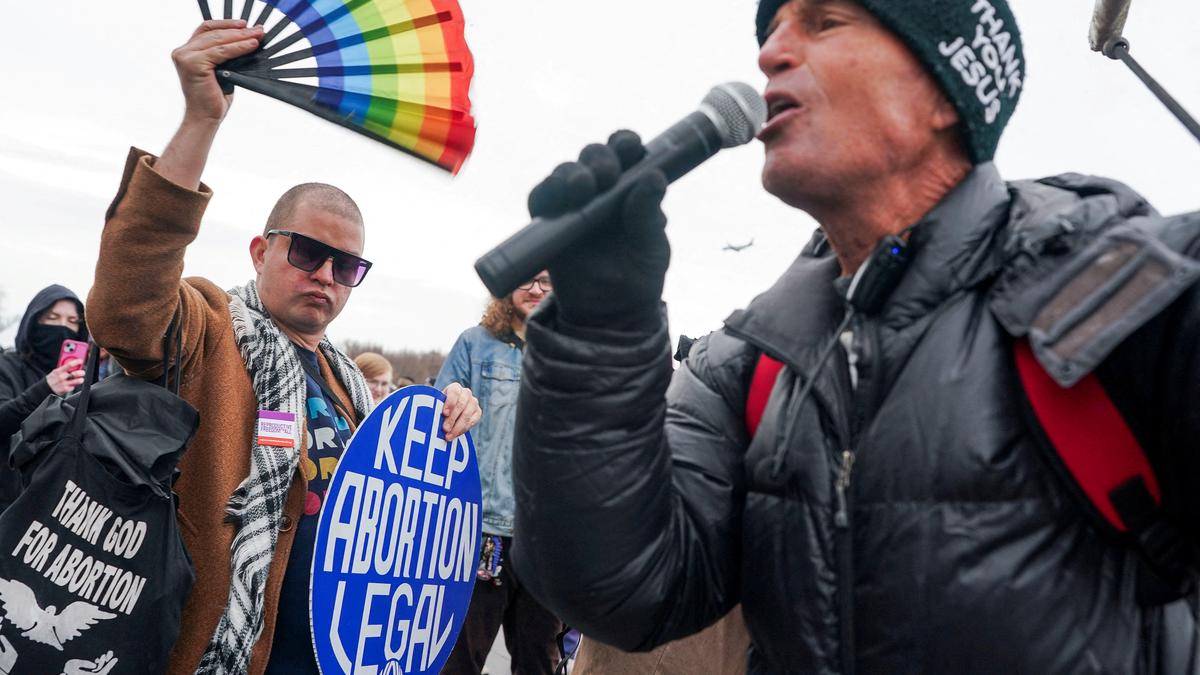 Thousands protest in Washington DC against Donald Trump ahead of inauguration