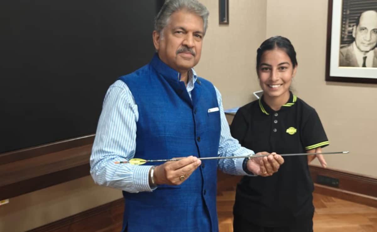 Anand Mahindra Fulfills Promise, Gifts Paralympics Medallist Archer Sheetal Devi This Car. Not Thar