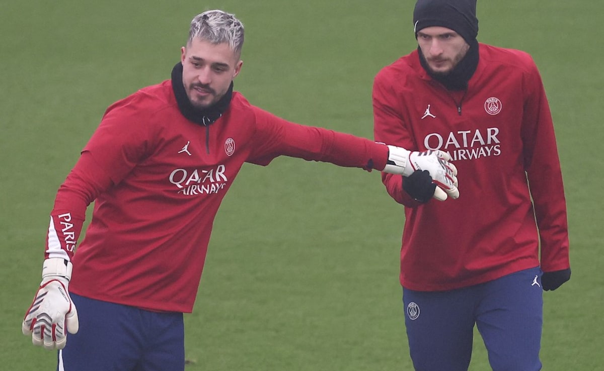 Khvicha Kvaratskhelia ‘Ready’ For PSG Debut This Weekend