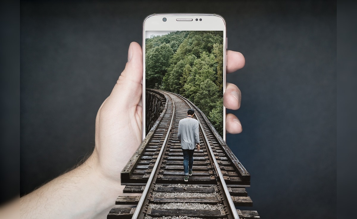 Why iPhone 17 Pro Max Is Generating Buzz Months Before Launch