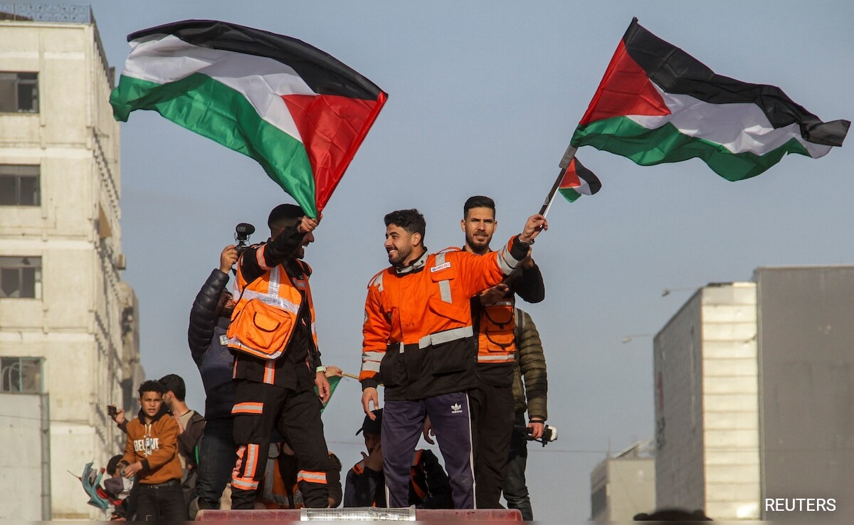 Gazans Cheer As Israel-Hamas Ceasefire Kicks Off