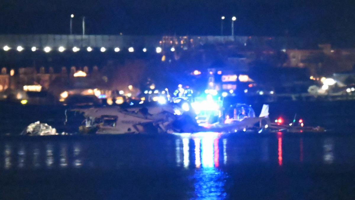 Here are some of deadliest plane crashes in U.S. history